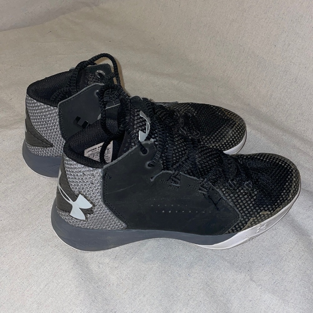 Womens Under Armour Basketball Shoes